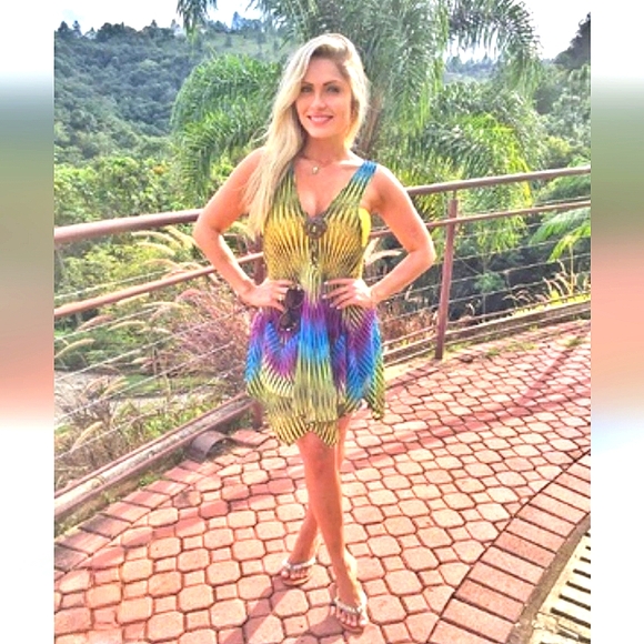 Yellow and Blue Swim Coverup for a Tropical Vibe Size M/L - Picture 1 of 5